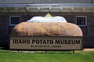Idahoans also like to make HUGE replicas of things they can eat...